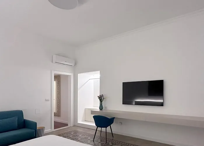 Ottanta5 Private Pensión 4*